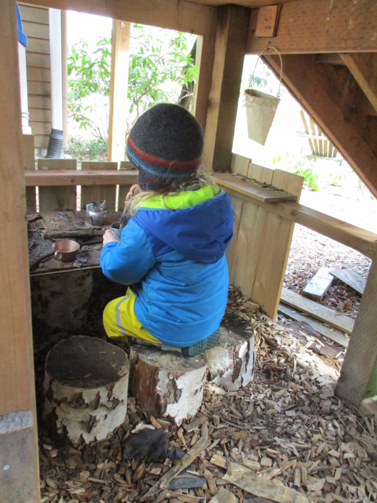 outdoor preschool play house
